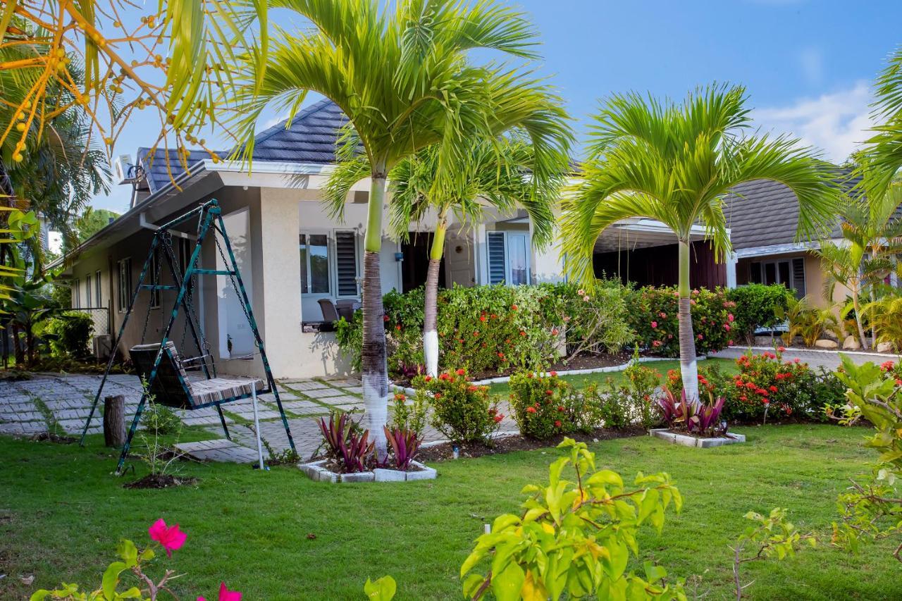 Nature'S Choice Home Richmond Palms, Jamaica Esterno foto